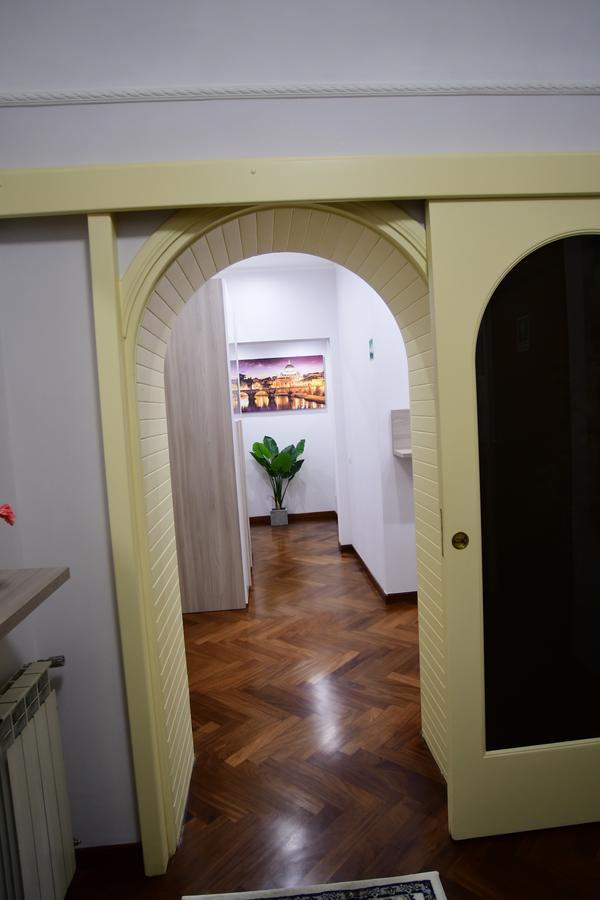 Royal Termini Hotel Rome Bagian luar foto