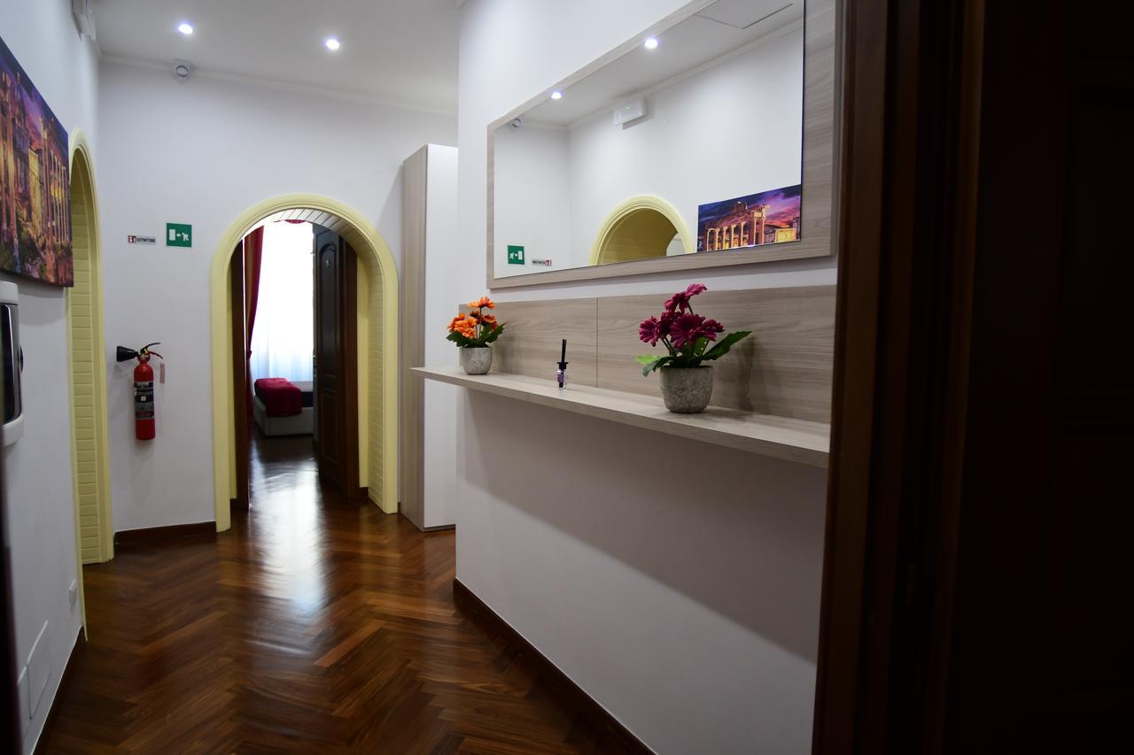 Royal Termini Hotel Rome Bagian luar foto