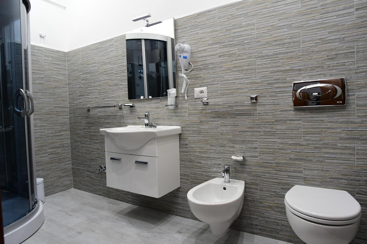 Royal Termini Hotel Rome Bagian luar foto