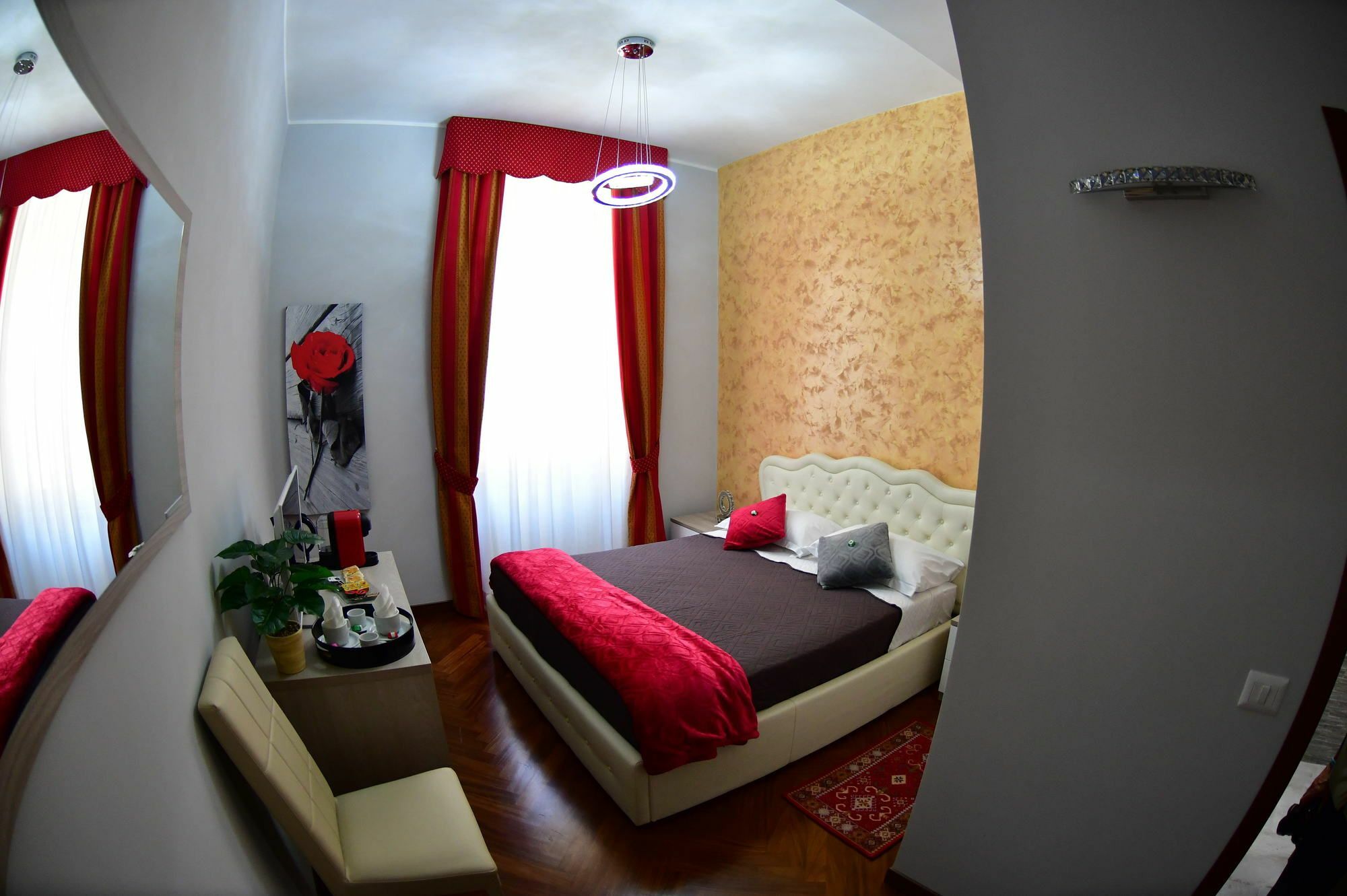 Royal Termini Hotel Rome Bagian luar foto